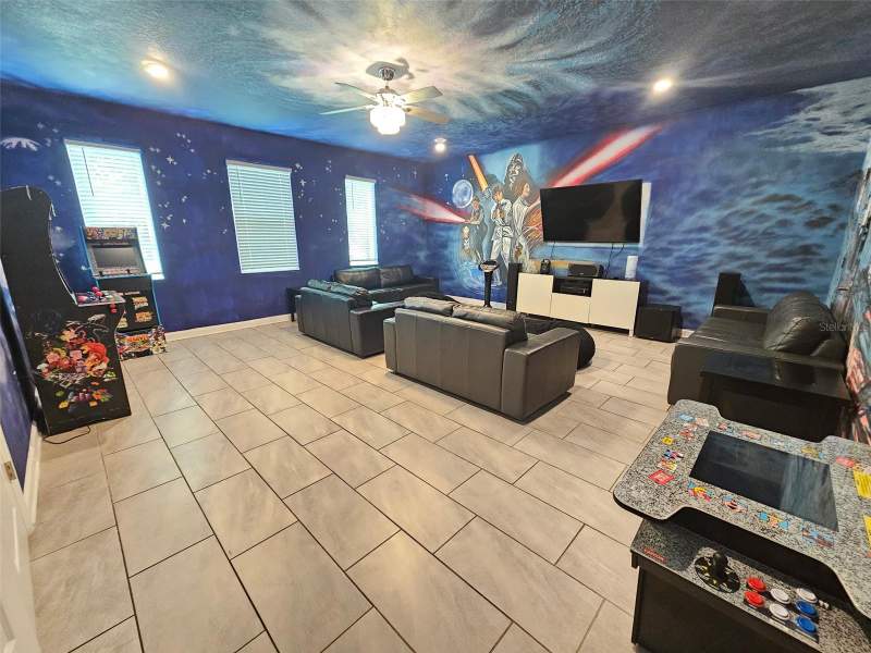 8 bedroom Single Family Residence at 4557 Target Boulevard, Cove At Storey Lake II, Kissimmee — photo 5