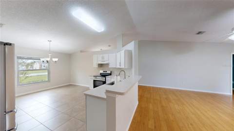 13414 Kane Road, Spring Hill FL - photo 12 of 47