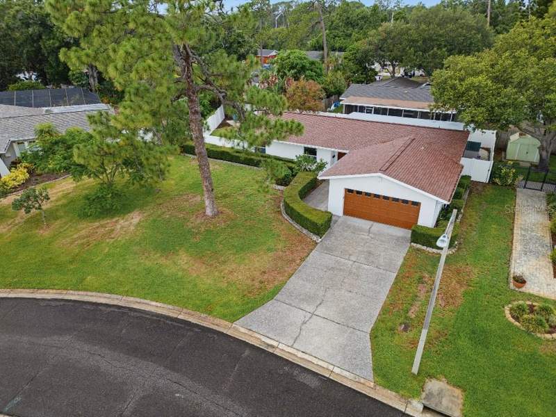 4 bedroom Single Family Residence at 7520 20th Street, Meadow Lawn Pinellas Add, St Petersburg — photo 2