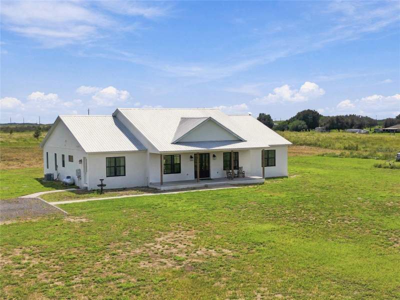 4 bedroom Single Family Residence at 5771 Weita Road, Polk County, Bartow — photo 2