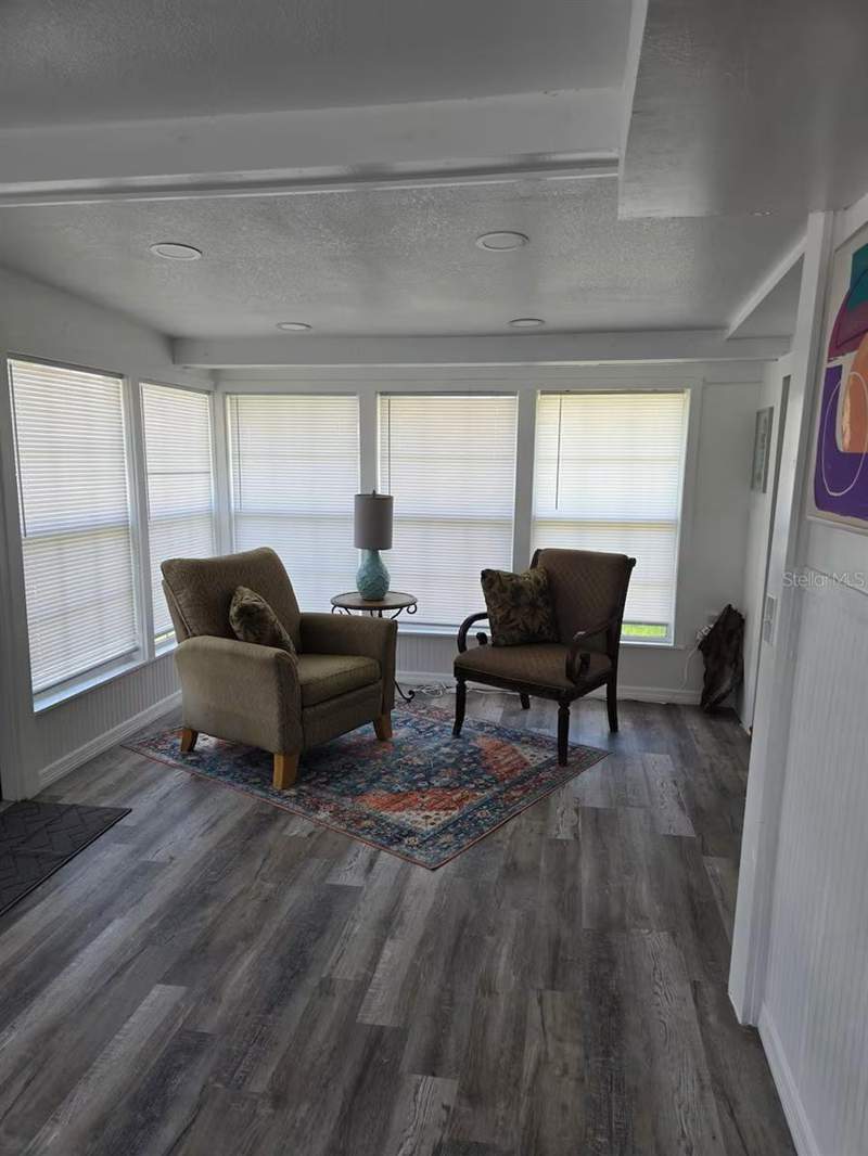 2 bedroom Mobile Home at 5247 Alpaca Drive, Weeki Wachee Gardens, Weeki Wachee — photo 3