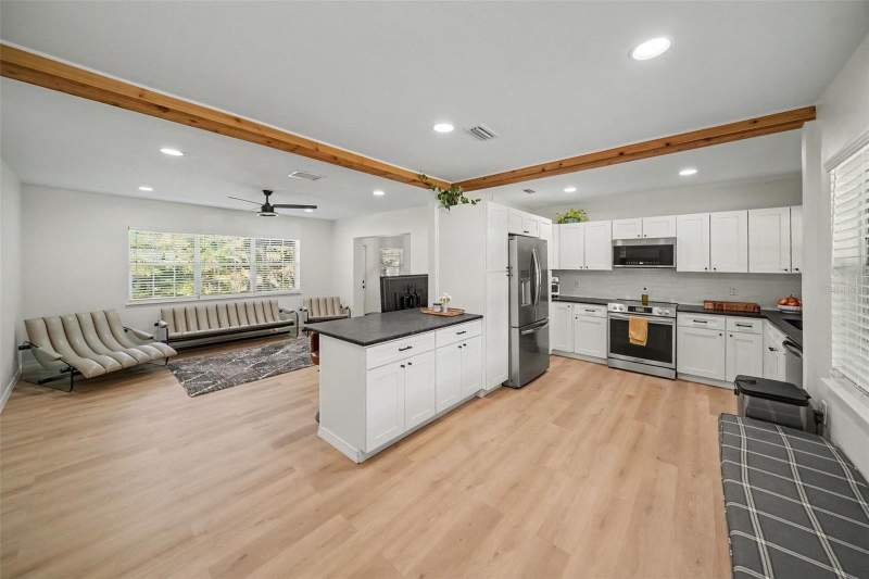 3 bedroom Single Family Residence at 4636 W Bay Court Avenue, Margaret Anne Sub Revised, Tampa — photo 3