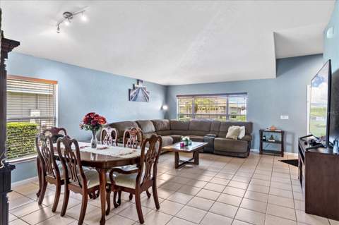 2886 Oconnell Drive, Kissimmee FL - photo 6 of 28