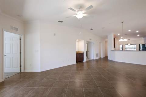 5614 Palmer Circle #206, Bradenton FL - photo 23 of 79