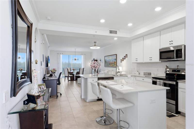 2 bedroom Condominium at 17902 Gawthrop Drive #305, Terrace Vii At Lakewood National Ph I, Bradenton — photo 5