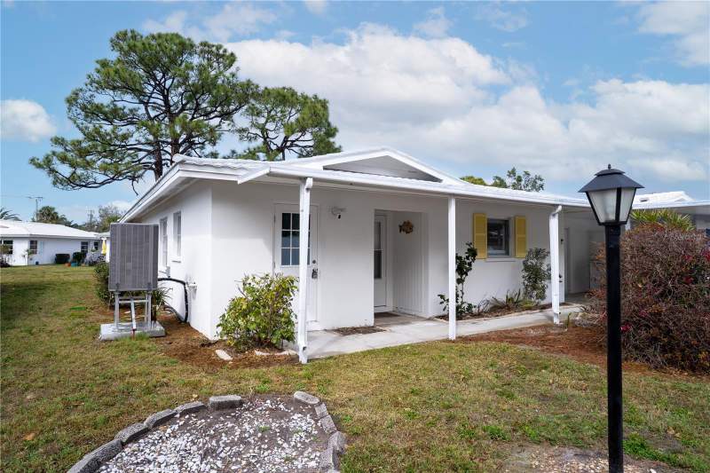 2 bedroom Condominium at 216 Fair Winds Drive #216, Fairwinds Village 1, Nokomis — photo 2