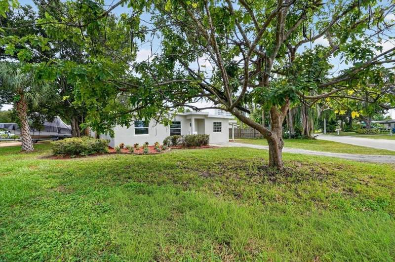 2 bedroom Single Family Residence at 6790 Date Palm Avenue, Brookwood 1st Add, St Petersburg — photo 3