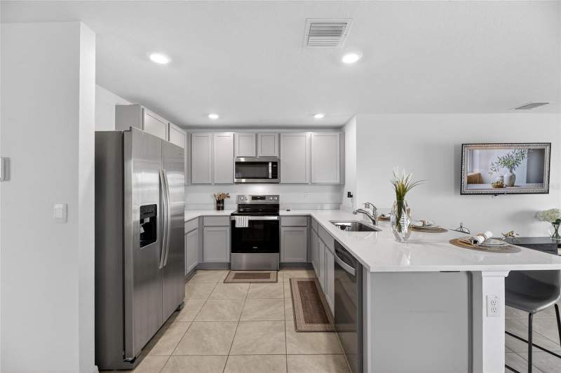 3 bedroom Single Family Residence at 3345 Blue Estuary Road, Berry Bay Sub, Wimauma — photo 3