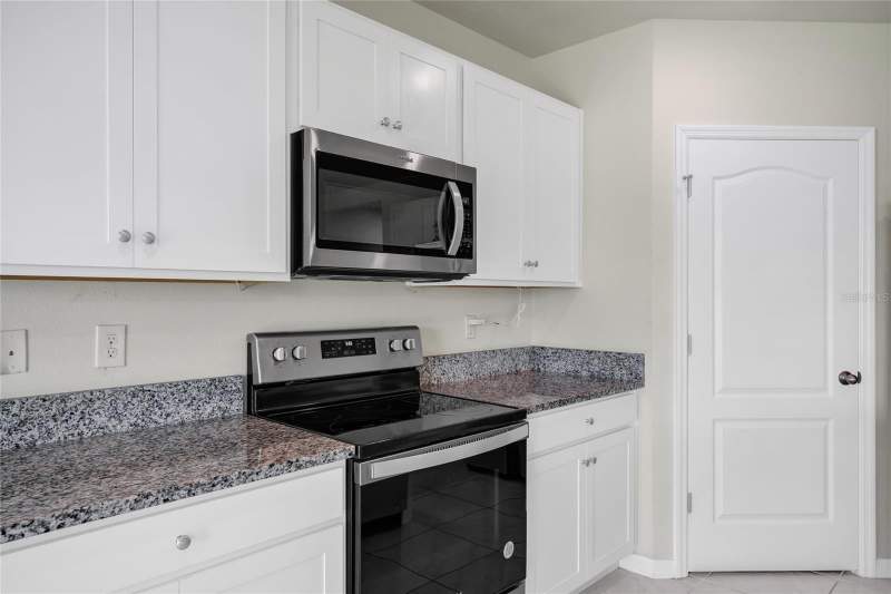 5 bedroom Single Family Residence at 529 Talisi Loop, Summerly Ph 2, St Cloud — photo 5