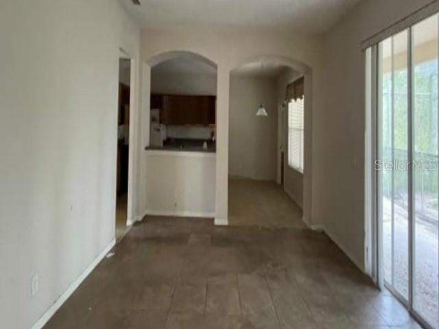 5 bedroom Single Family Residence at 4031 Long Branch Lane, Rock Spgs Rdg Ph Iv-B, Apopka — photo 4