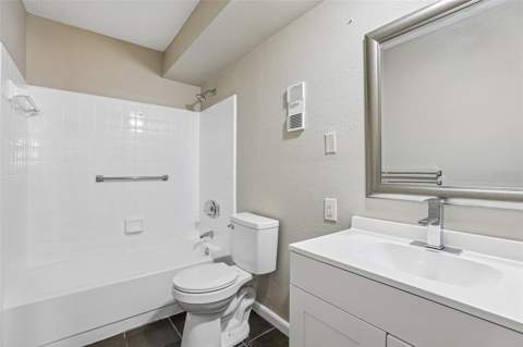 100 E Oak Terrace Drive #D2, Leesburg FL - photo 18 of 33