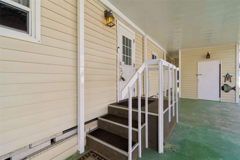 2 bedroom Mobile Home at 12651 SEMINOLE BOULEVARD #15I, POINTE WEST RESIDENT OWNED COMMUNITY INC, LARGO — photo 4