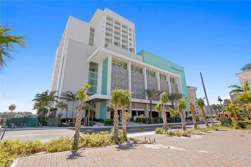 2 bedroom Condo - Hotel at 691 S Gulfview Boulevard #1011, Enchantment Clearwater Beach Hotel Condominium, Clearwater Beach — photo 2