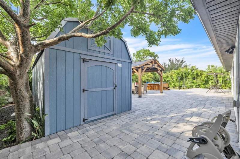 4 bedroom Single Family Residence at 3233 NW 21st Street, Cape Coral, Cape Coral — photo 4
