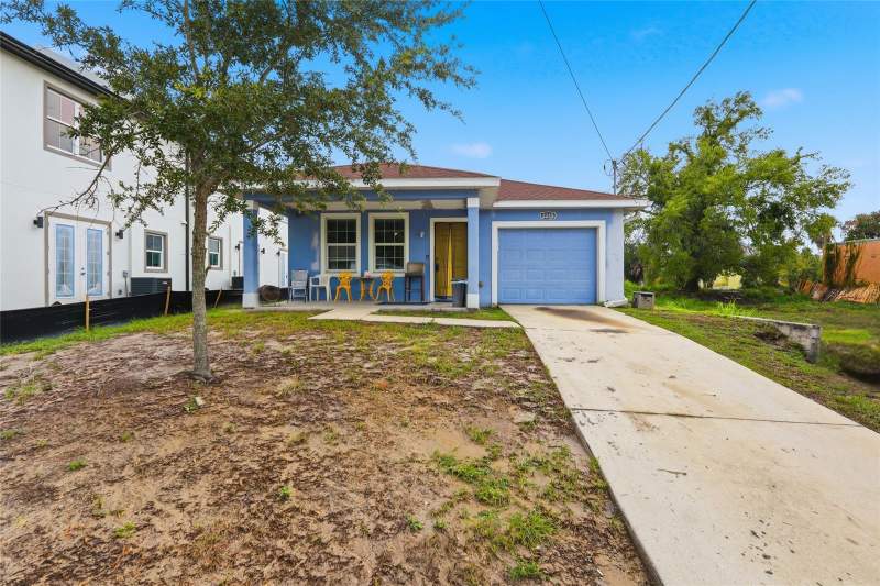 3 bedroom Single Family Residence at 2215 E Columbus Drive, Sanders & Clays Add, Tampa — photo 2