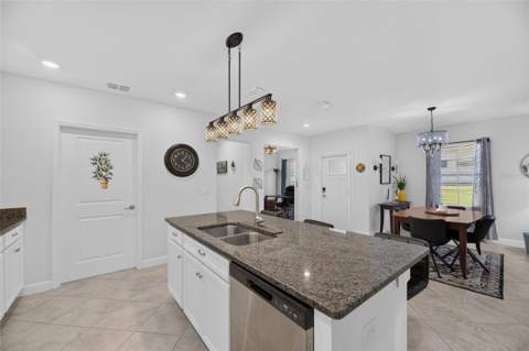 5325 Stoic Vale Drive, Wimauma FL - photo 7 of 87