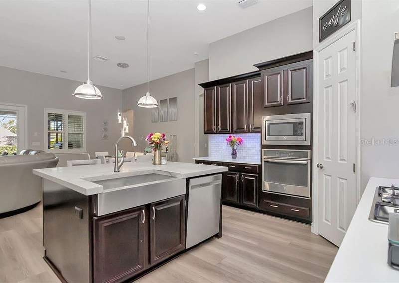 4 bedroom Single Family Residence at 19419 Autumn Chase Court, Lakeshore Ranch Ph I, Land O Lakes — photo 5