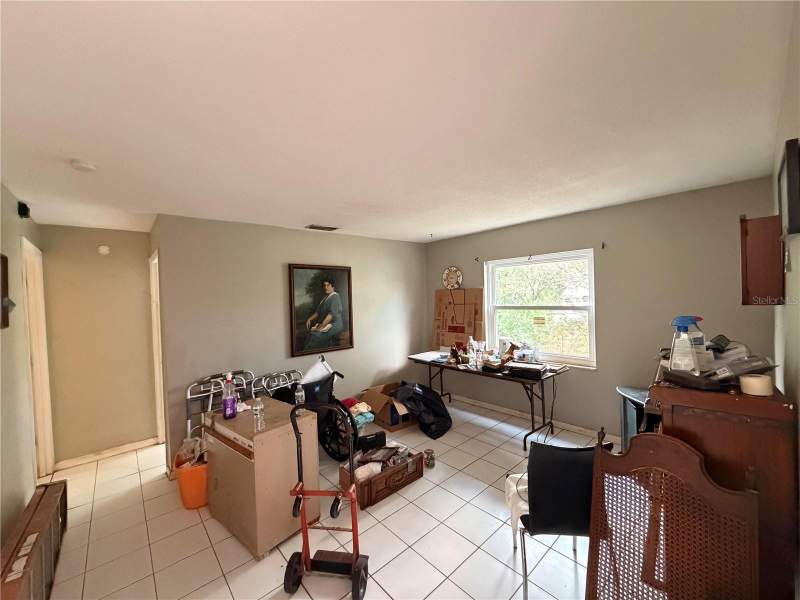 4 bedroom Single Family Residence at 4618 Canna Drive, Camellia Gardens, Orlando — photo 3