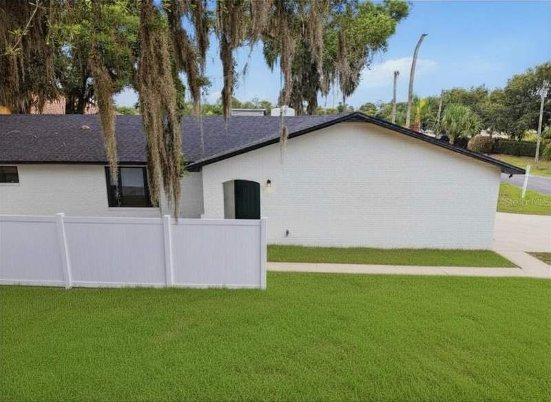 4 bedroom Single Family Residence at 107 S High Street, Greenleaf & Wilsons Add, Lake Mary — photo 2