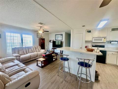 131 Bonnie Drive, Auburndale FL - photo 8 of 40