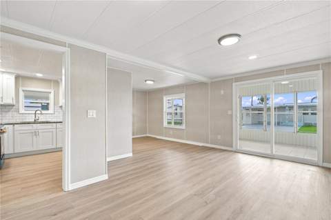 10913 Justice Drive, Port Richey FL - photo 7 of 33