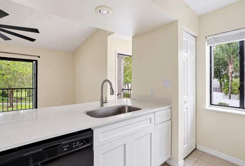 184 Riverbend Drive #203, Altamonte Springs FL - photo 8 of 15