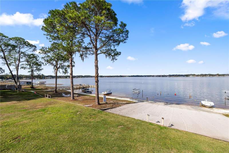 2 bedroom Condominium at 11001 SE Sunset Harbor Road #B14, Loch Harbour Condo Village Inc, Summerfield — photo 5