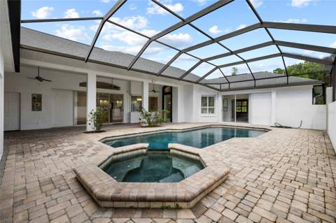12009 Brewster Drive, Tampa FL - photo 12 of 61