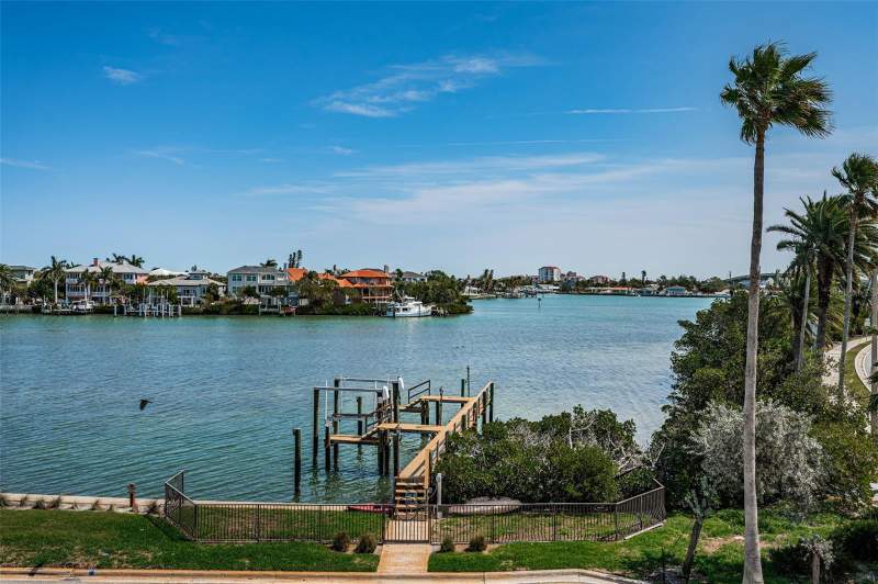 3 bedroom Townhouse at 3500 E Maritana Drive #3, Villas At Maritana Condo, St Pete Beach — photo 2