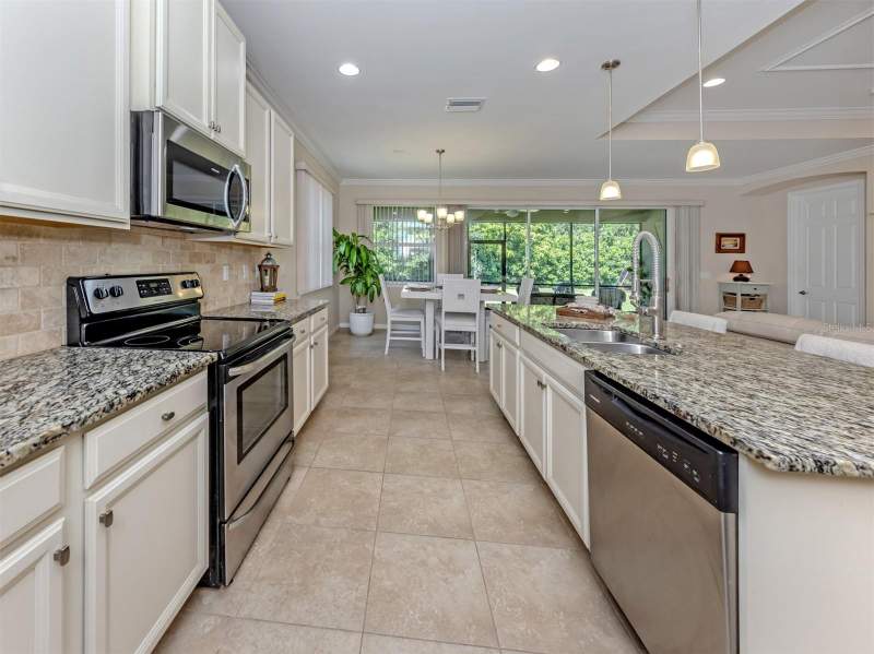 3 bedroom Single Family Residence at 11666 Parrotfish Street, Caribbean Village, Venice — photo 4