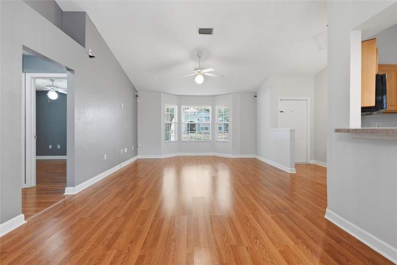 3 bedroom Single Family Residence at 4308 NW 35th Terrace, Capri Cluster Ph 4, Gainesville — photo 4