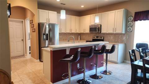 1915 Acacia Drive, Kissimmee FL - photo 8 of 48