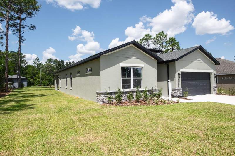 4 bedroom Single Family Residence at 2420 SW 159 Lane, Marion Oaks Un Three, Ocala — photo 2