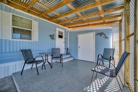 128 E Saint Johns Way, Apollo Beach FL - photo 24 of 37