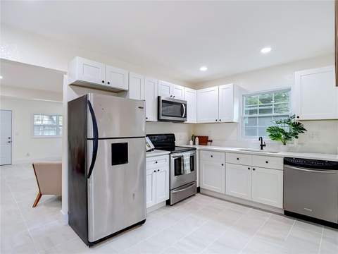 8010 N 13th Street, Tampa FL - photo 12 of 39