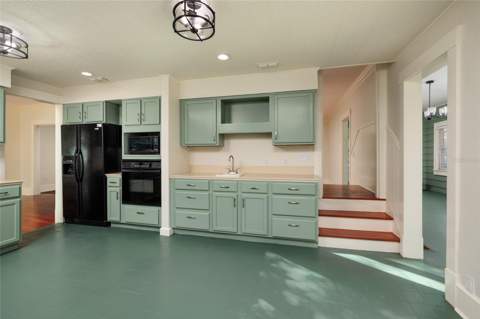 756 17th Avenue, St Petersburg FL - photo 19 of 46
