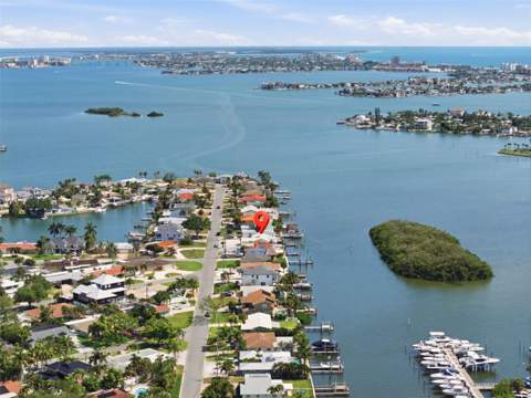 1421 Sea Gull Drive, St Petersburg FL - photo 13 of 53