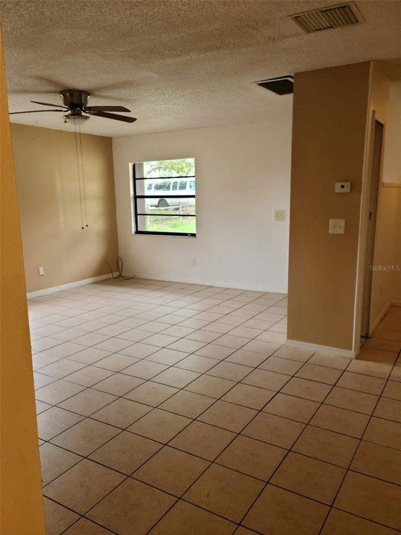 2 bedroom Half Duplex at 2712 Tortoise Cv, Slovak Village, Winter Park — photo 5