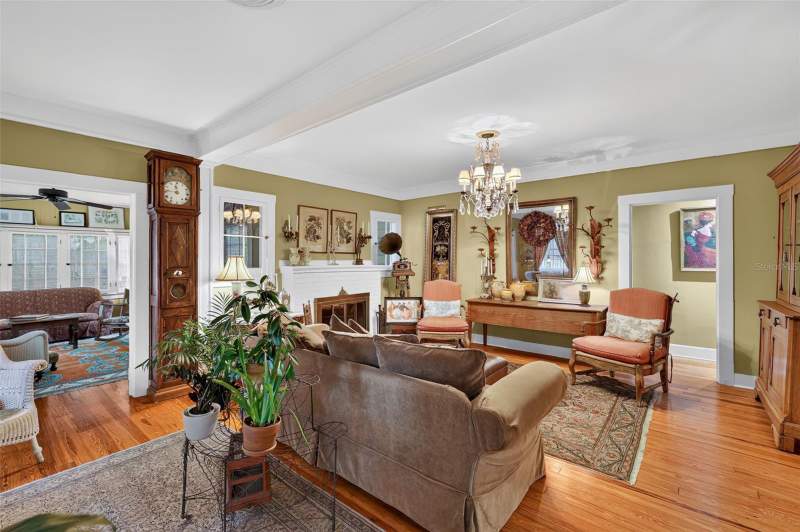 4 bedroom Single Family Residence at 1046 N McDonald Street, Mount Dora Mrs S D Shorts, Mount Dora — photo 5