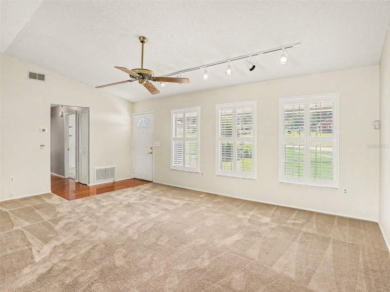 4 bedroom Single Family Residence at 7207 Immokalee Court, Hiawassee Hills, Orlando — photo 4