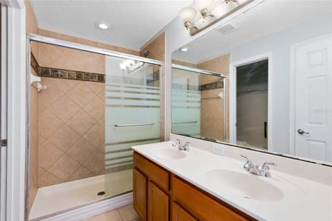 2064 Cypress Bay Boulevard, Kissimmee FL - photo 10 of 26