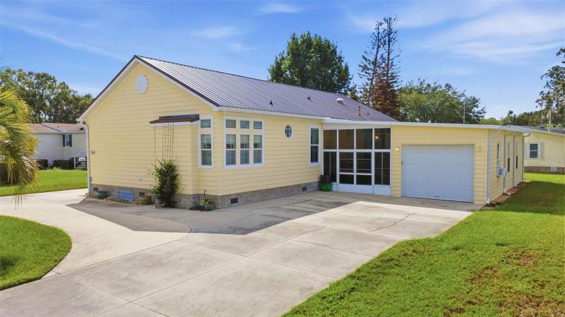 113 SHER LANE
