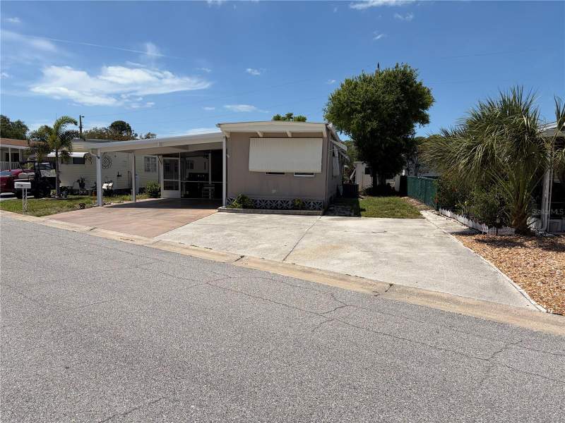 2 bedroom Mobile Home at 4819 Sea Island Avenue, Tri-Par Estates, Sarasota — photo 2