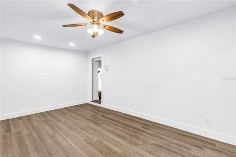 110 NE Monroe Circle #1, St Petersburg FL - photo 18 of 64