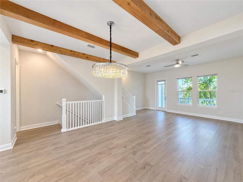3 bedroom Townhouse at 205 S Tampania Avenue #2, South Tampania Twnhms, Tampa — photo 2