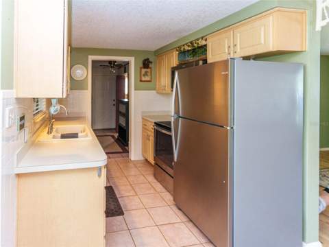 6155 Illinois Avenue, New Port Richey FL - photo 8 of 28