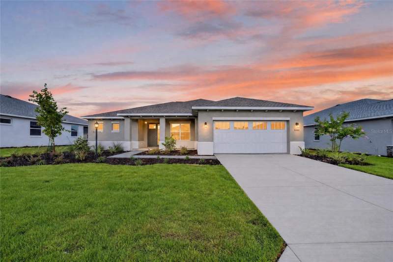 2 bedroom Single Family Residence at 10408 SW 106th Court, On Top Of The World, Ocala — photo 2