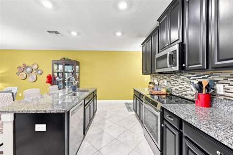 5305 Stoic Vale Drive, Wimauma FL - photo 16 of 68