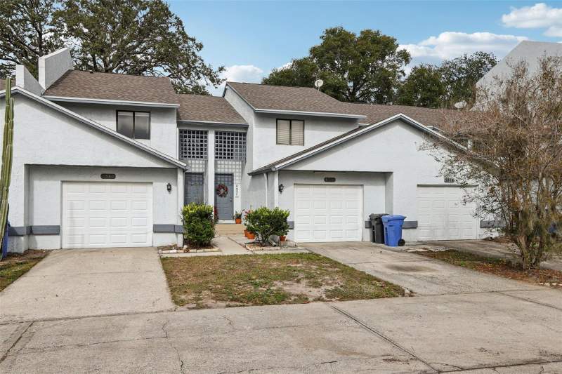 2 bedroom Townhouse at 1310 Mountain View Drive #105, Carlyle Garden Twnhms A Con, Tampa — photo 5