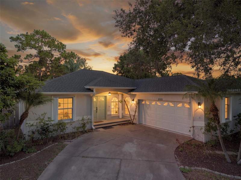 3 bedroom Single Family Residence at 2102 Bradford Street, Bradford Manor, Clearwater — photo 4